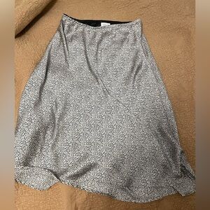 Women's White and Black Speckled A-Line Skirt